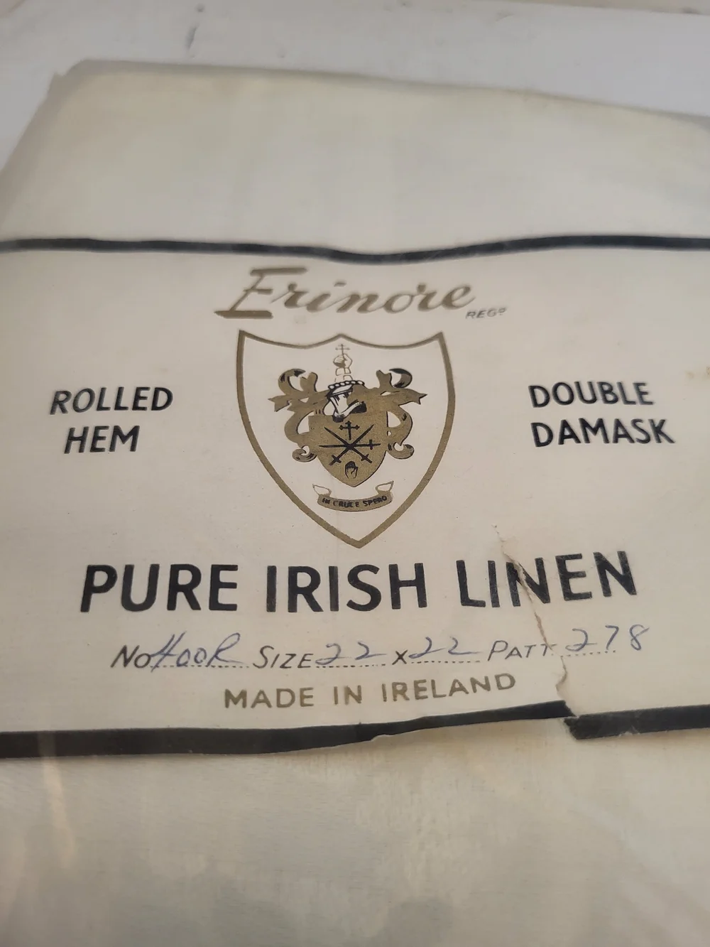 Erinore Pure Irish Linen Double Damask S/12 Napkins Shamrock&Scroll 1950s NOS